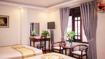 Family Double Room, City View | Hypo-allergenic bedding, minibar, desk, laptop workspace