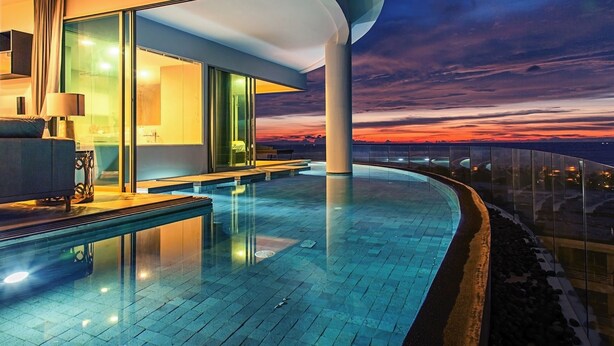 Ocean View Luxury Suite | Terrace/patio - Veloche Group (Karon)