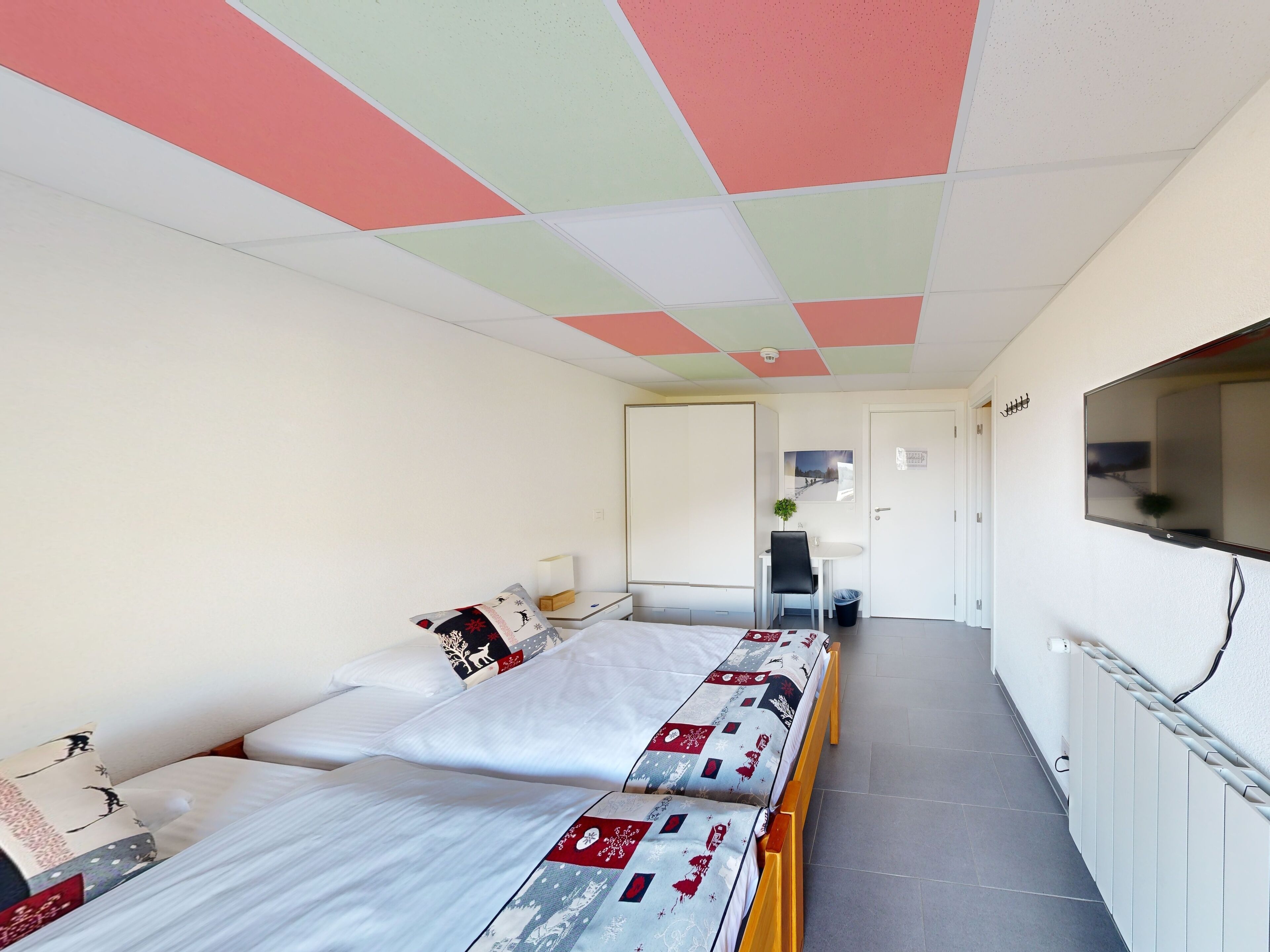 Deluxe Double or Twin Room | Desk, laptop workspace, soundproofing, free WiFi