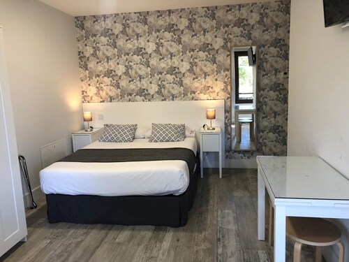 Valsain Studio double + sofa bed