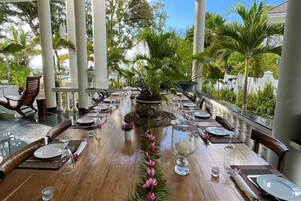 Breakfast, lunch served; local and international cuisine, beach views 