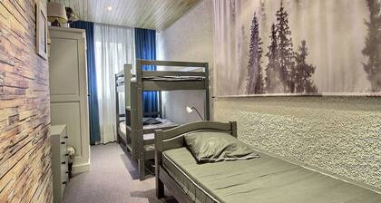 Grand appartement spacieux pour 5 pers., balcon, accĂšs direct aux pistes, Wifi