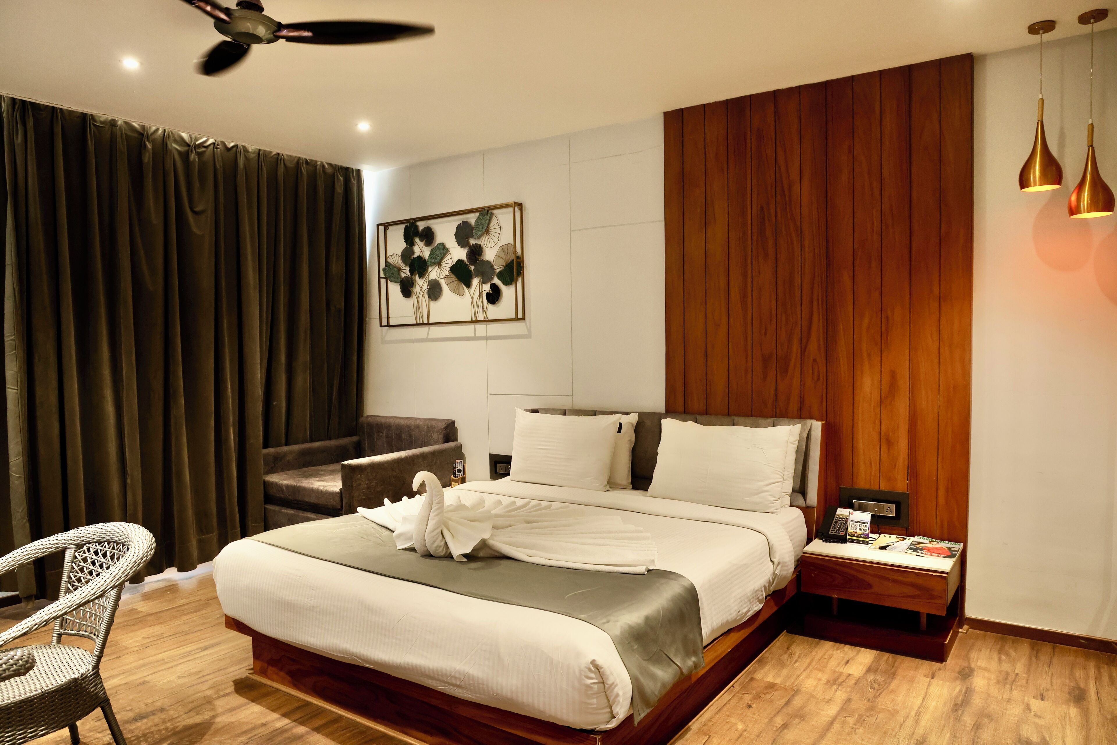Minibar, in-room safe, individually furnished, desk