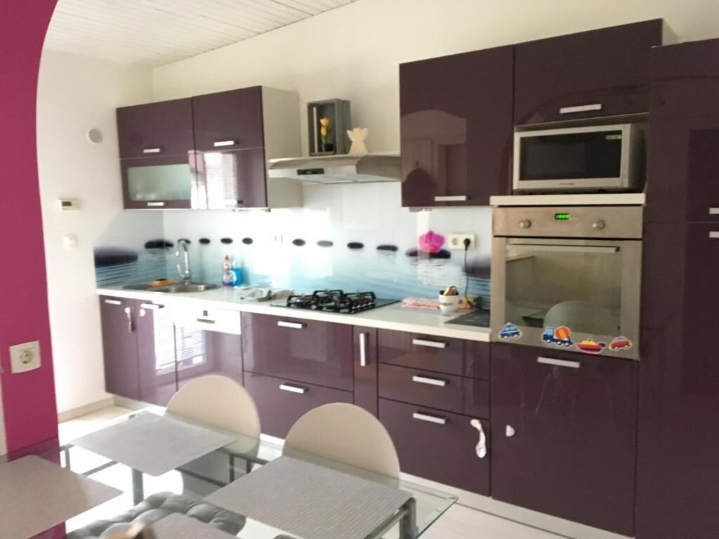 Fridge, stovetop, toaster