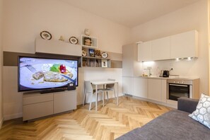 Huoneisto, 1 makuuhuone | Oleskelualue | Taulutelevisio