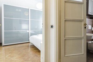 Apartment, 1 Bedroom | 1 bedroom, iron/ironing board, free WiFi, bed sheets - Inner Bo (Bologna)
