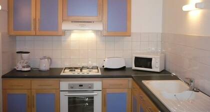 Gßte rustique avec cheminée et jardin - idéal pour familles et activités hivernales