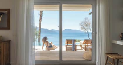 Villa Madouri. 5 bed seafront villa with private pool