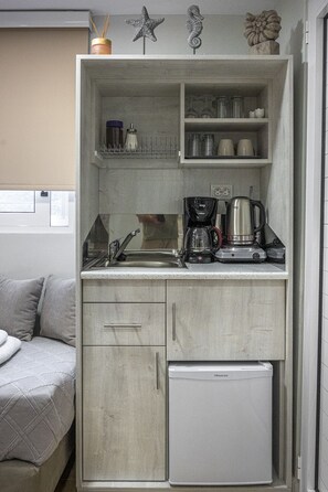  Deluxe Quadruple Room with Jetted Shower | 埃及棉床單、高級寢具、羽絨被、獨特裝潢