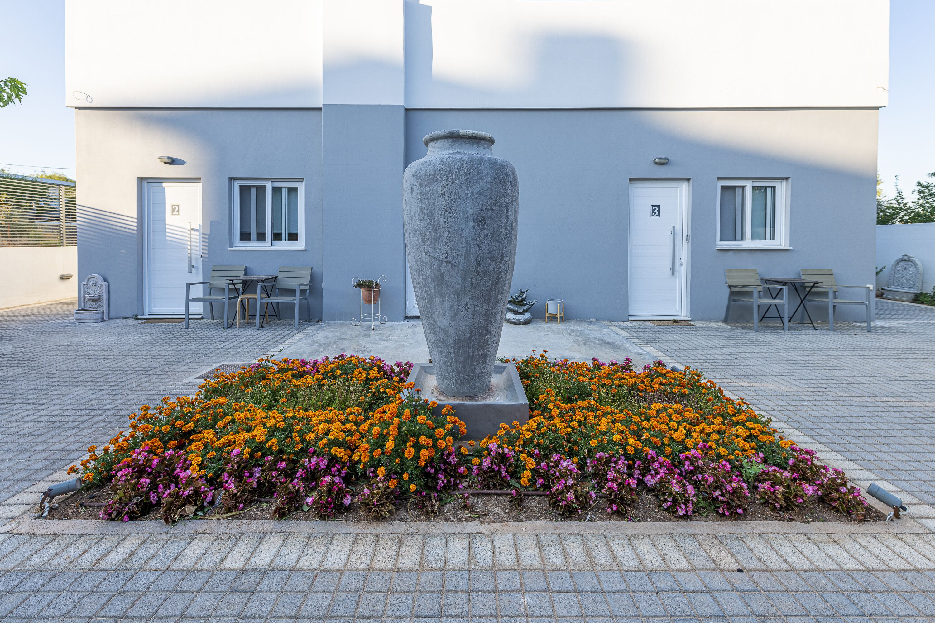 deluxe quadruple room | terrace/patio