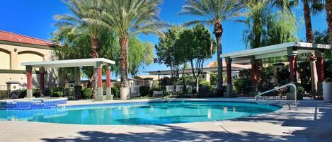 Alberca al aire libre