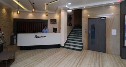 Capital O 40199 Hotel Kaushiki