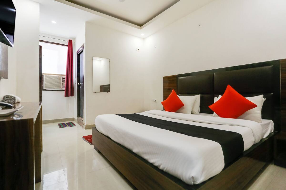 Standard Double Room | Bed sheets
