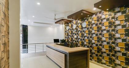 Collection O 63355 Hotel Orlov