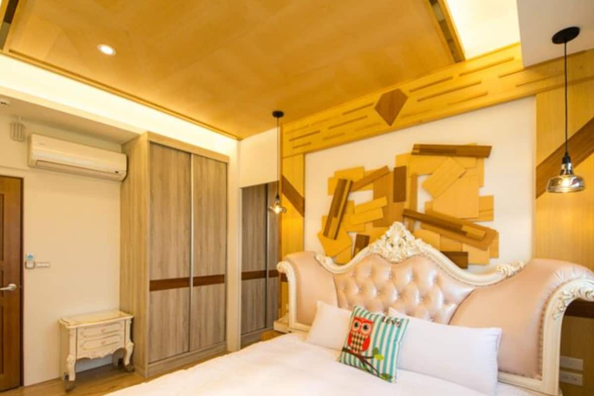 Individually furnished, free WiFi, bed sheets