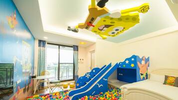 Kamar Keluarga, balkon | Dilengkapi dengan perabotan berbeda-beda, Wi-Fi gratis, dan seprai linen