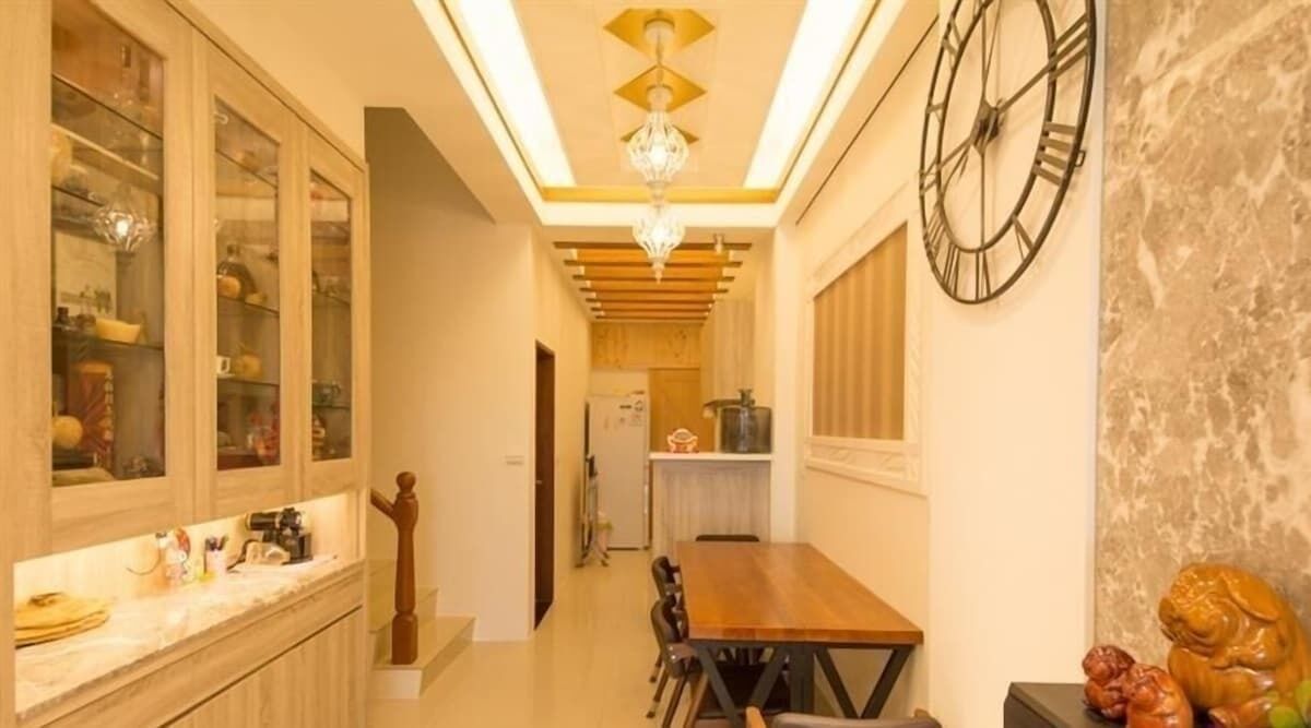 Daily English breakfast (TWD 70 per person)