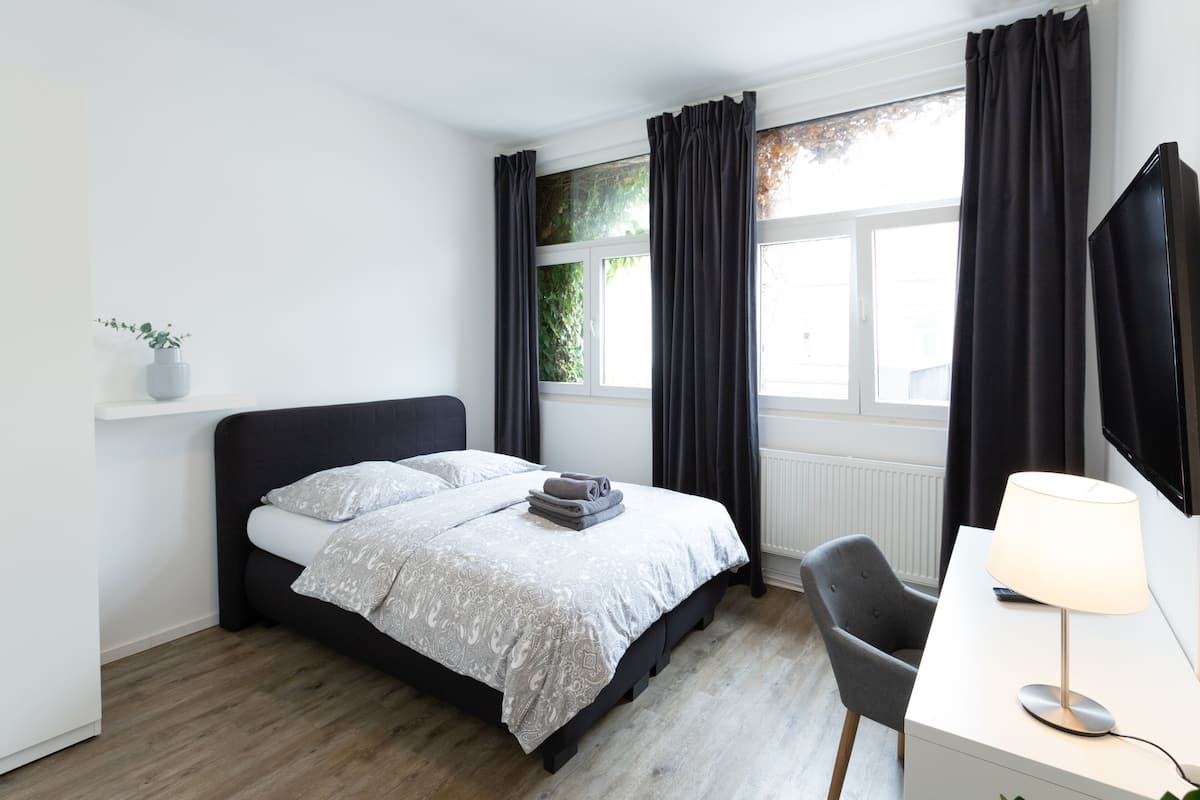 Classic Double Room | Living area | LCD TV, pay movies