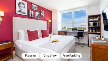 Bügeleisen/Bügelbrett, Reisekinderbett, WLAN, Bettwäsche