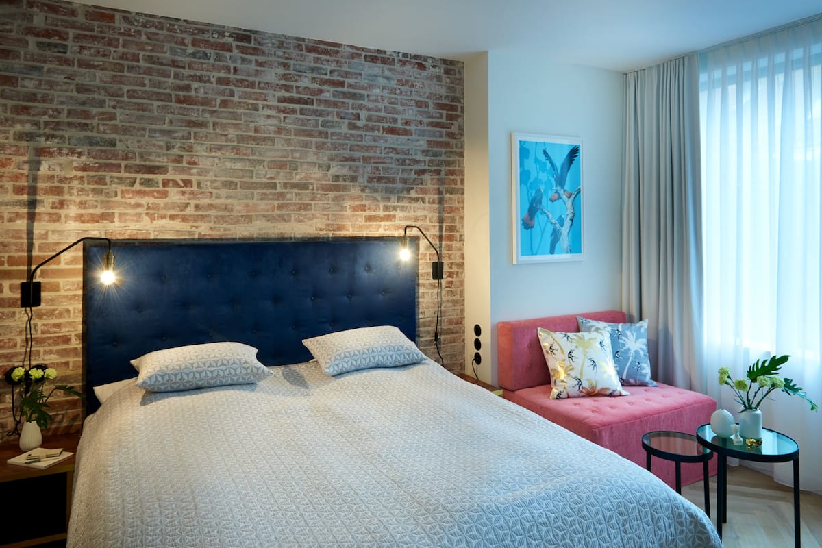Double Room | Soundproofing, rollaway beds, free WiFi