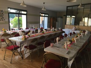Banquet hall
