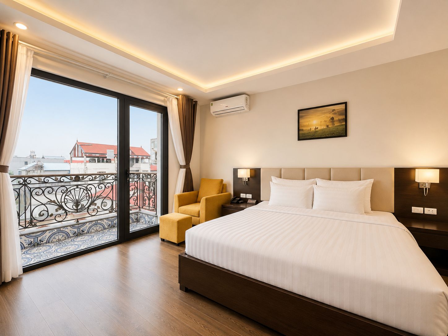 Premium Suite, Balcony | Minibar, in-room safe, desk, laptop workspace