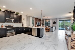 Family Villa, Multiple Bedrooms, Garden Area | Private kitchen