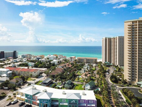 Hilton Garden Inn Destin Miramar Beach - Image 1