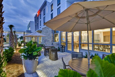Hilton Garden Inn Destin Miramar Beach - Image 16