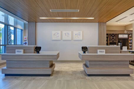 Hilton Garden Inn Destin Miramar Beach - Image 14