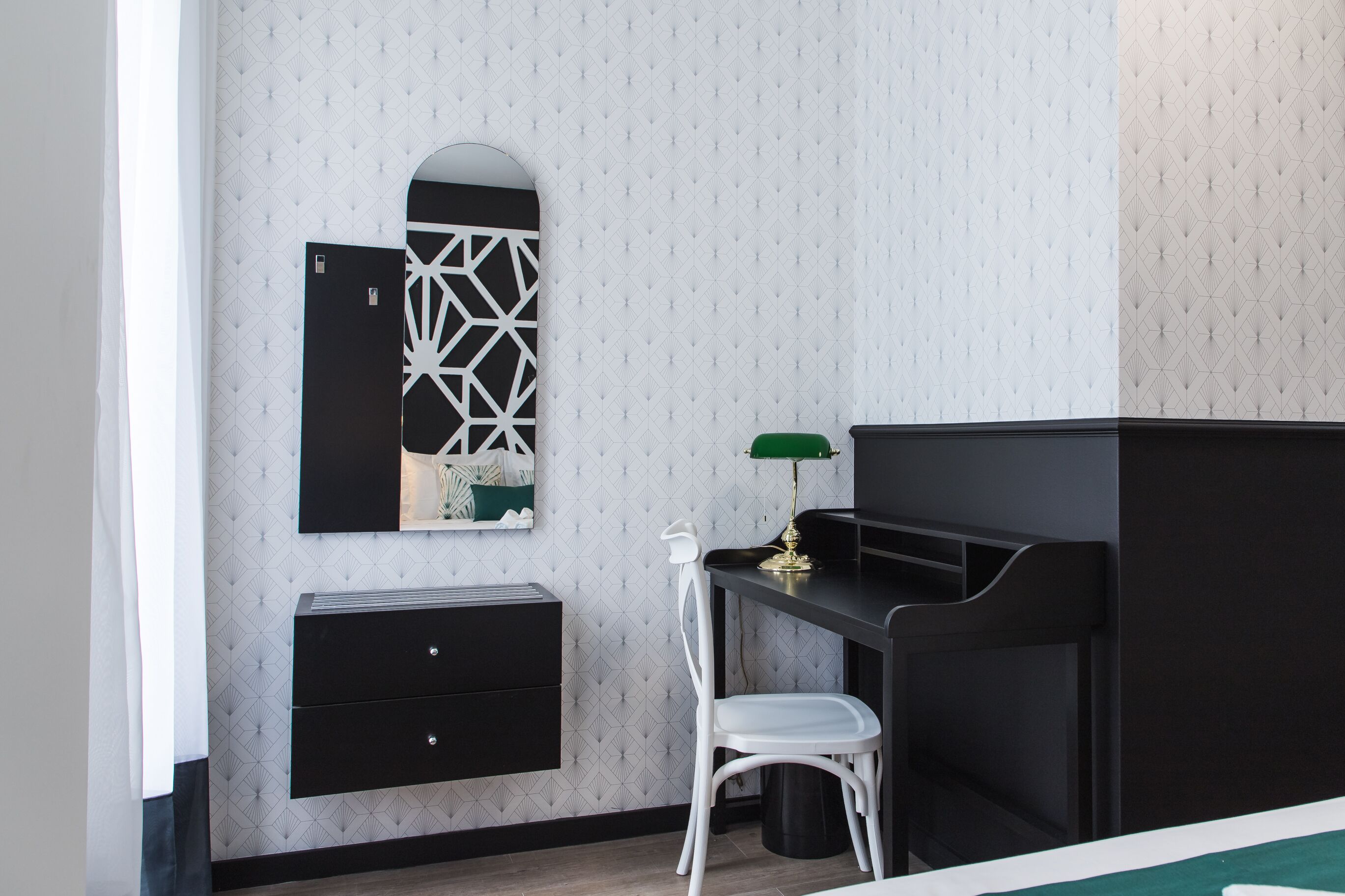 Photo - The Twenties