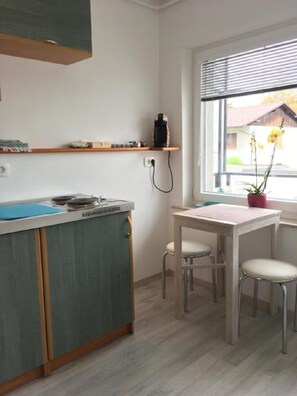 Dining - Studio apartment- Follow the river (Ljubljana)