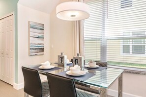 Family Townhome, Garden Area | Private kitchen | Stovetop, dishwasher, cookware/dishes/utensils