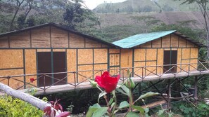 Front of property - Eco Lodge Restaurant Araplay (Santa Teresa)