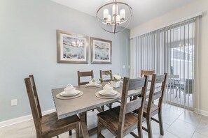 Family Townhome, Garden Area | Private kitchen | Stovetop, dishwasher, cookware/dishes/utensils