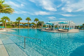 Outdoor pool - Ev7857ha - Windsor At Westside Resort - 5 Bed 4 Baths Townhouse (Kissimmee)