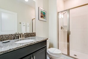 Family Townhome, Garden Area | Bathroom