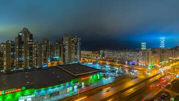 Fassade der Unterkunft – Abend/Nacht