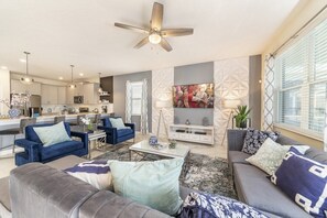 Family Villa, Multiple Bedrooms, Garden Area | Living room