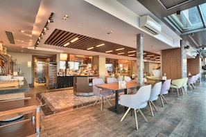 Frühstück, Mittagessen, Abendessen, internationale Küche