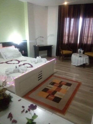 Comfort Room | Minibar, desk, blackout curtains, rollaway beds - Hotel Du Prince (Ain Temouchent)