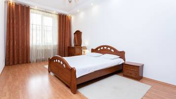 Superior Apartment (floor 4) | 1 bedroom, hypo-allergenic bedding, individually decorated