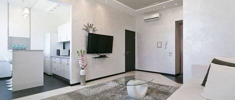 Deluxe Apartment (floor 5) | Living room