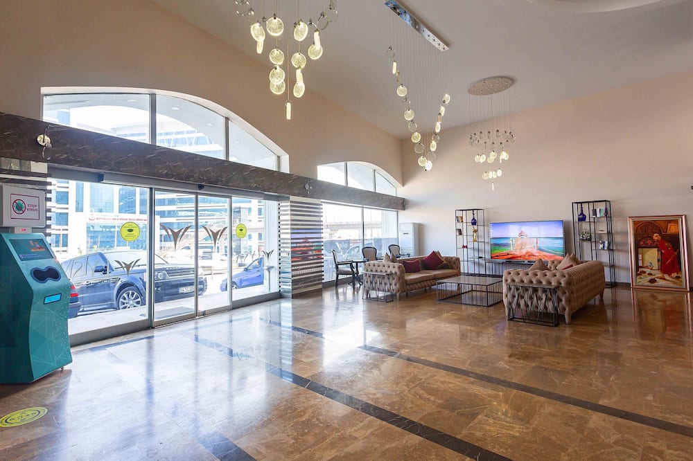 Marina Park Hotel