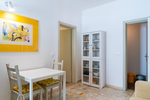 Apartment, 1 Bedroom (1 Floor) | Living area