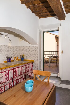 In-room dining - Appartamenti Un Amore (Portoferraio)