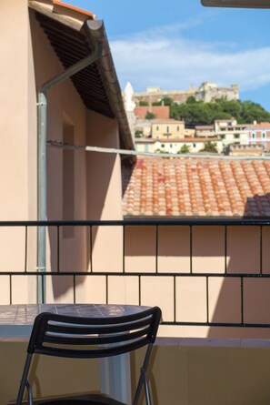 Apartment, 1 Bedroom (Bilo) | Terrace/patio - Appartamenti Un Amore (Portoferraio)