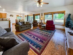Smart TV, fireplace, video games, DVD player