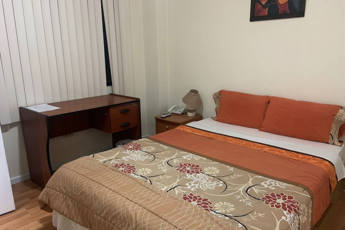 Basic Double or Twin Room, 5 Bedrooms | Desk, laptop workspace, WiFi (free), bed sheets