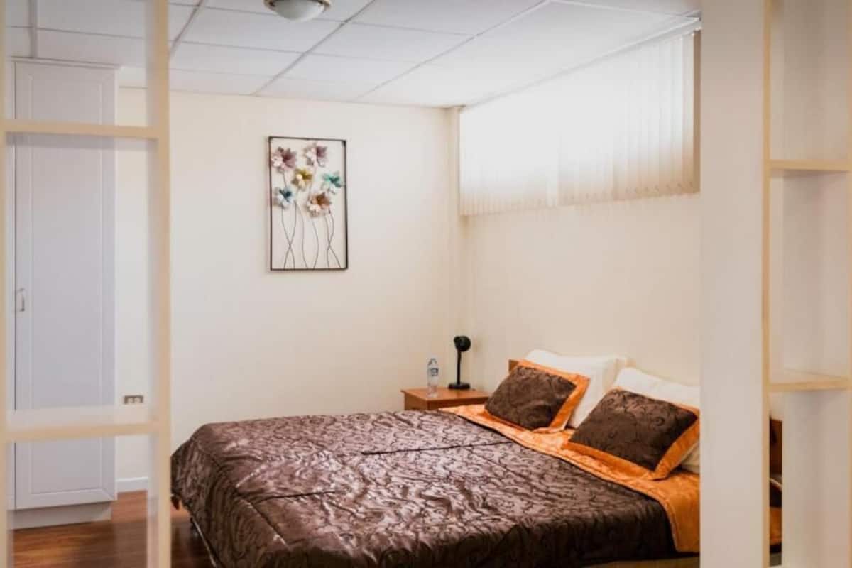 Comfort Double Room | Desk, laptop workspace, WiFi (free), bed sheets